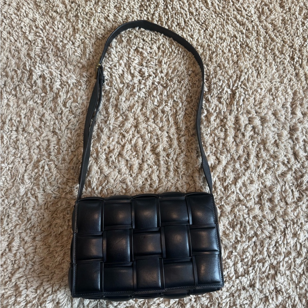 Elegant Black Woven Shoulder Bag